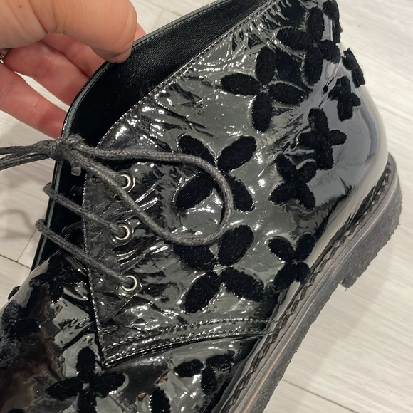 Alaia Patent Leather/Velvet Ankle Boots - Picture 11 of 16